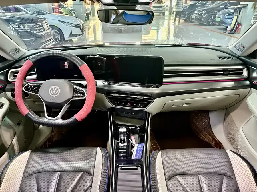 Volkswagen Lamando Lingdu 2022 Lingdu L 280TSI DSG Super Hot Flagship Edition 2022 — миниатюра 3