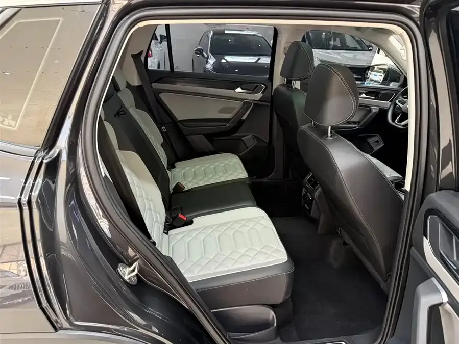 Volkswagen Tayron Tanyue 2023 280TSI 2WD Luxury Plus Advanced Edition 2023 — миниатюра 5