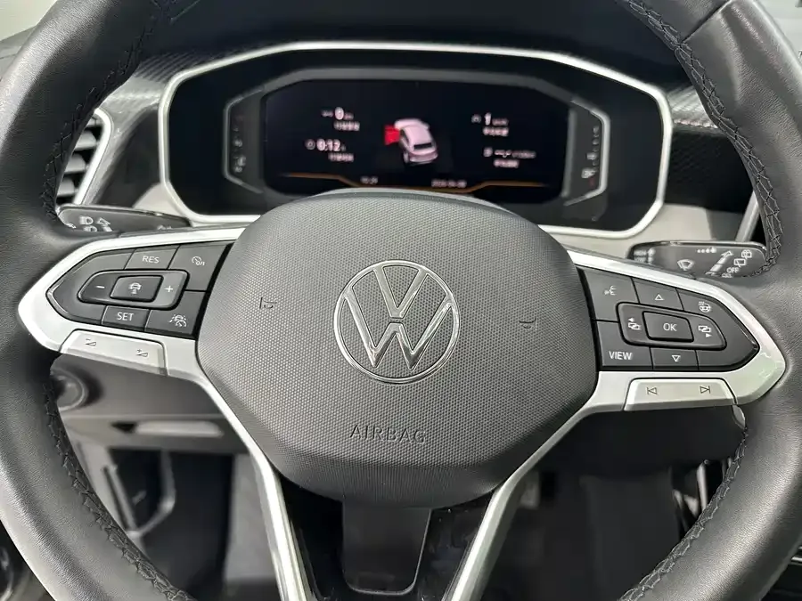 Volkswagen Tayron Tanyue 2023 280TSI 2WD Luxury Plus Advanced Edition 2023 — миниатюра 4