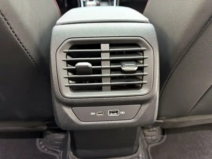 Volkswagen Lamando 2023 Lingdu Lingdu L 280TSI DSG Cool Edition 2023 — миниатюра 4