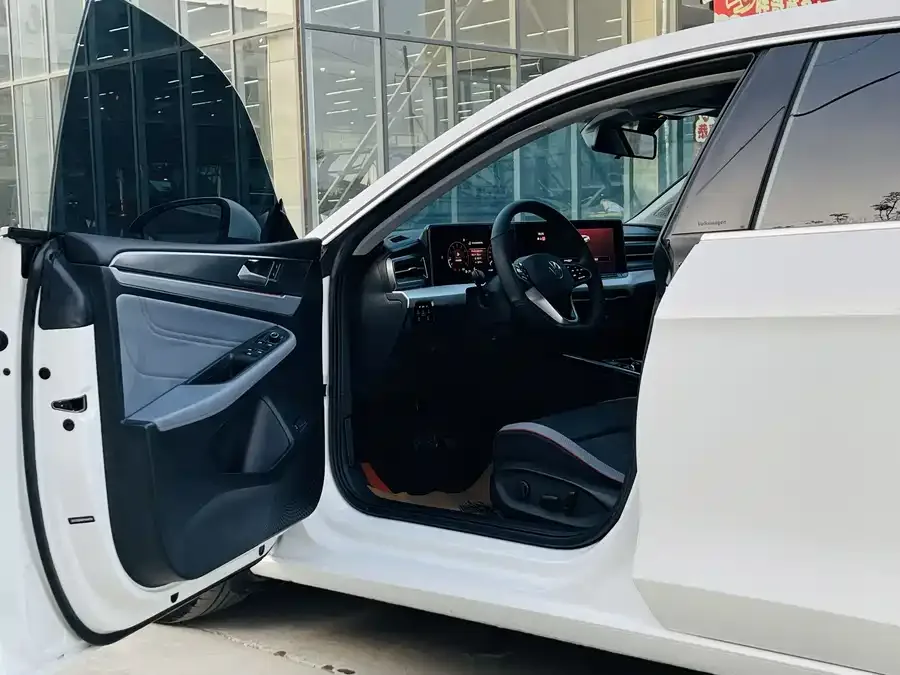 Volkswagen Lamando 2023 Lingdu Lingdu L 280TSI DSG Cool Edition 2023 — миниатюра 2