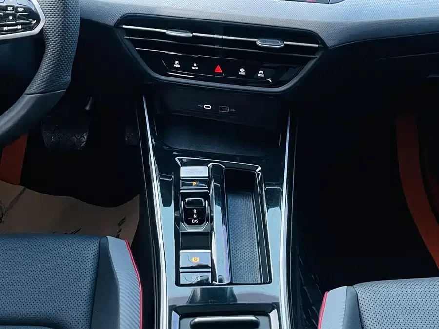 Volkswagen Lamando 2023 Lingdu Lingdu L 280TSI DSG Cool Edition 2023 — миниатюра 4