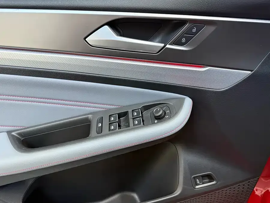 Volkswagen Lamando 2022 Lingdu Lingdu L 280TSI DSG Cool Edition 2022 — миниатюра 3