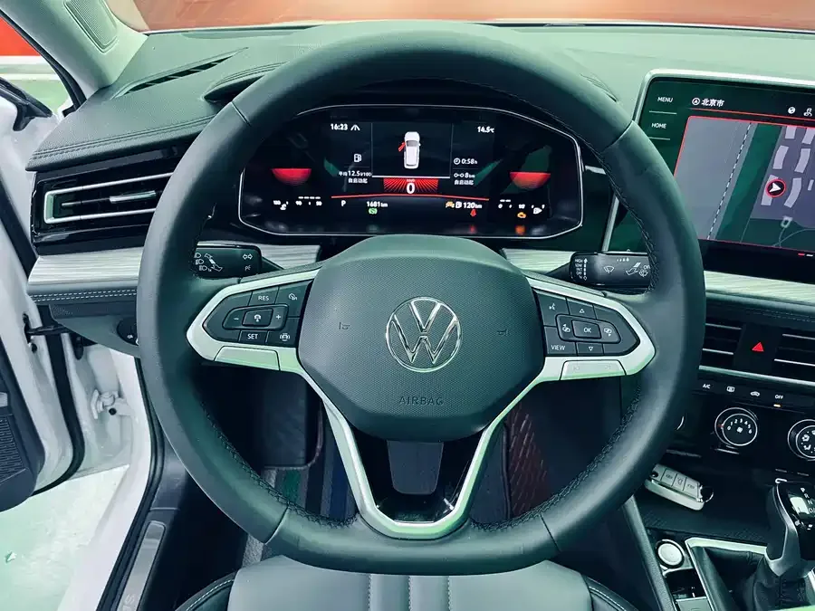 Volkswagen Sagitar Sagitar 2025 Model 2 300TSI DSG Beyond Edition 2026 — миниатюра 3