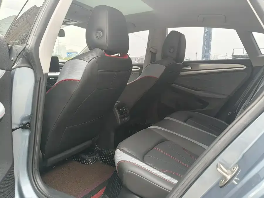 Volkswagen Lamando 2022 Lingdu Lingdu L 280TSI DSG Cool Edition 2022 — миниатюра 2