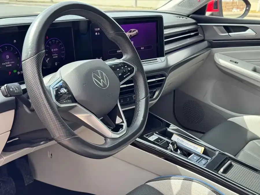 Volkswagen Lamando Lingdu 2023 Lingdu L 280TSI DSG Super Hot Flagship Edition 2022 — миниатюра 4