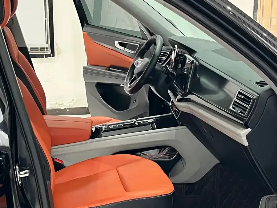 Volkswagen Teramont 2022 Touron 380TSI 4WD Luxury Edition 2022 — миниатюра 3