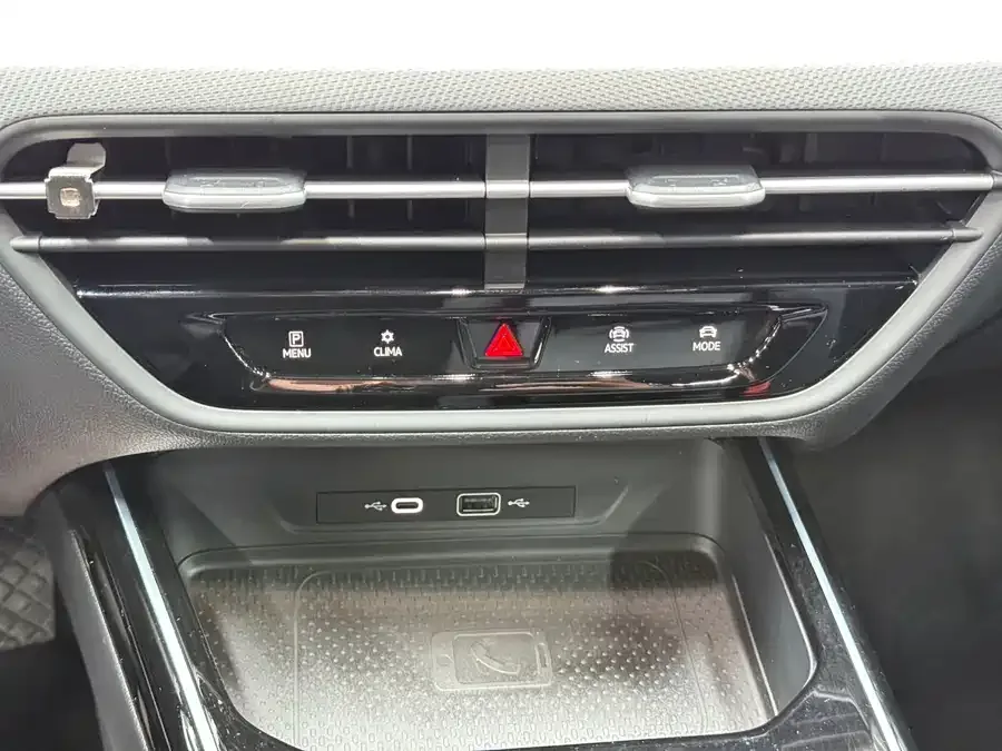Volkswagen Lamando 2023 Lingdu Lingdu L 280TSI DSG Cool Edition 2023 — миниатюра 3