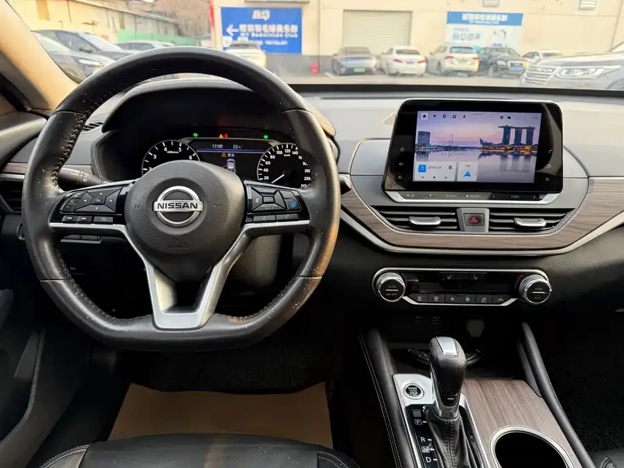 Nissan Altima Teana 2021 2.0L XL Upper AD1 Smart Travel Navigation Edition 2022 — миниатюра 2
