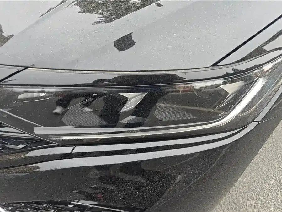 Volkswagen Passat Passat 2025 Outstanding Model 330TSI Starry Sky Elite Edition 2025 — миниатюра 2