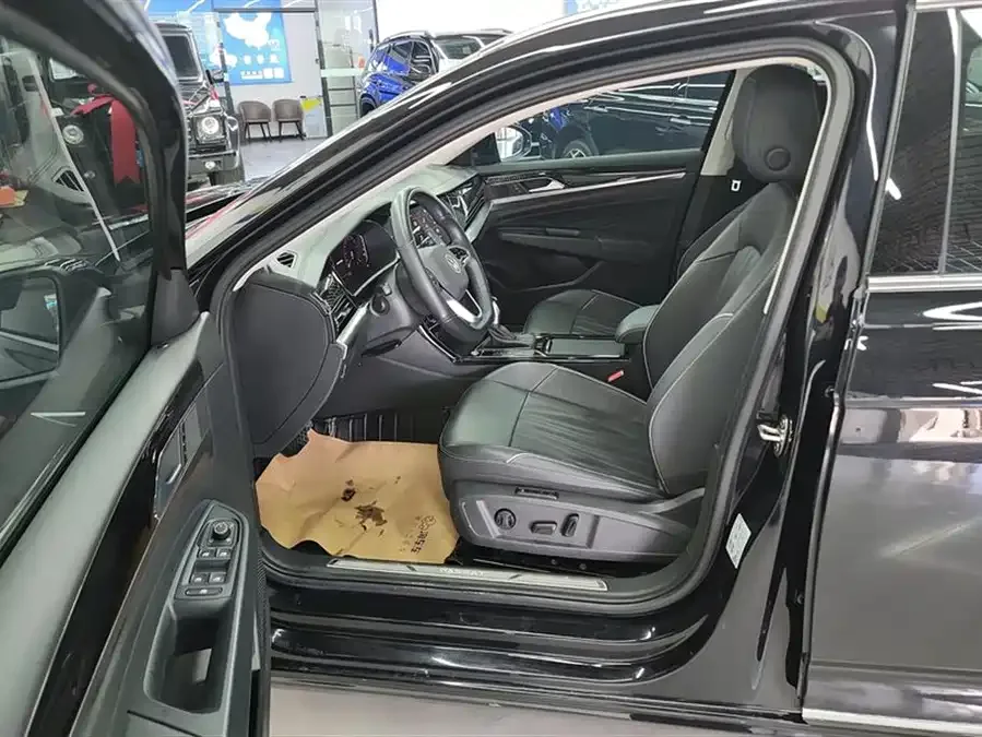 Volkswagen Passat Passat 2023 facelift 330TSI Starry Sky Deluxe Edition 2023 — миниатюра 3