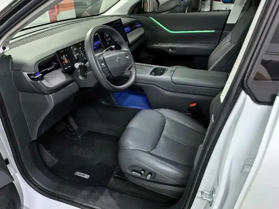 XPeng G6 Xiaopeng G6 2025 625 Long Range Max Flagship Edition 2025 — миниатюра 2