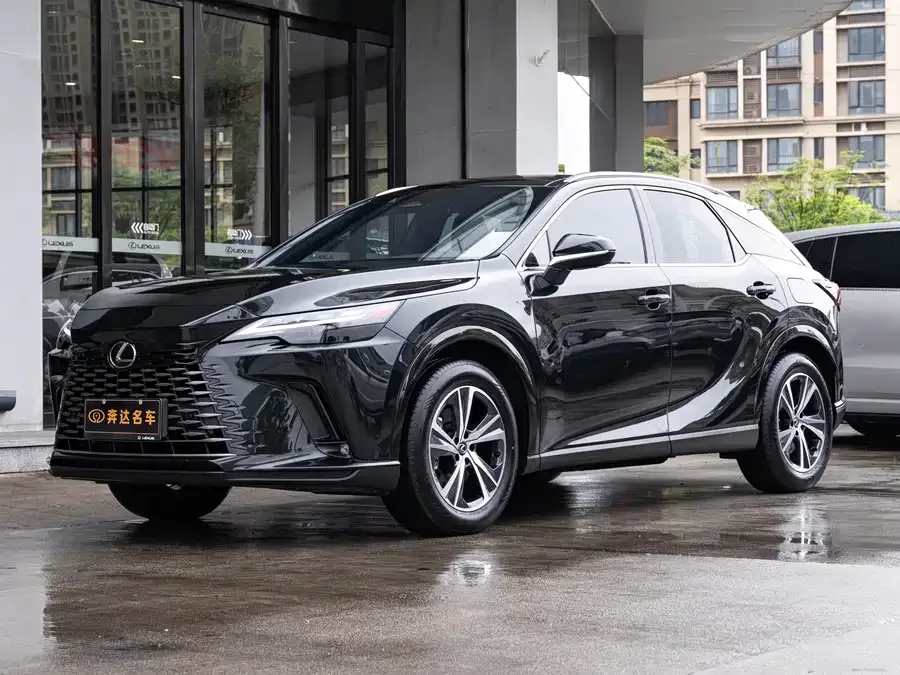 Lexus RX 2025