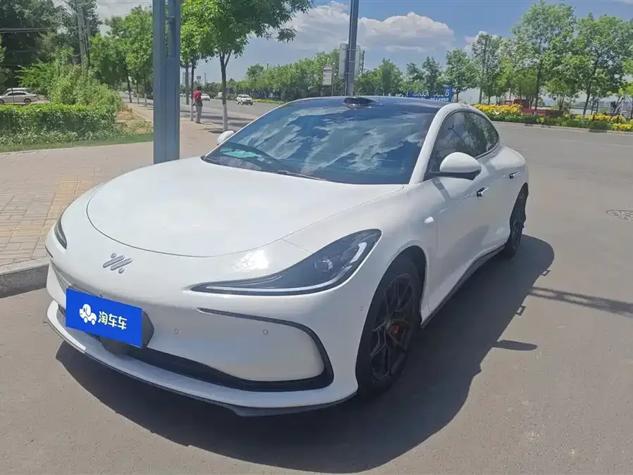 Zhiji L6 2024
