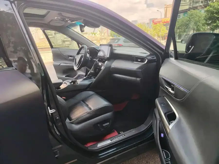 Toyota Lingfang HARRIER Lingfang Harrier 2022 2.0L CVT 2WD Luxury Edition 2022 — миниатюра 4