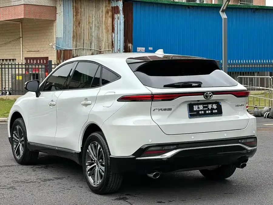 Toyota Venza Venza 2024 2.0L CVT 2WD Luxury PLUS Edition 2024 — миниатюра 3