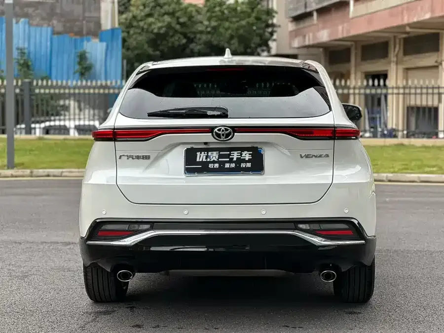 Toyota Venza Venza 2024 2.0L CVT 2WD Luxury PLUS Edition 2024 — миниатюра 5