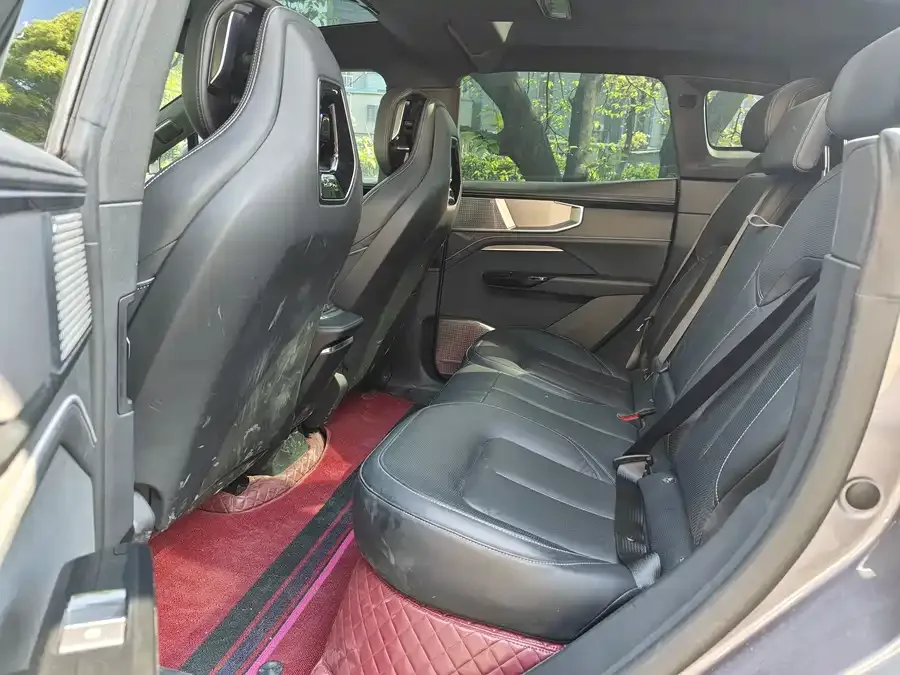 HiPhi Y Gaohe HiPhi Y 2023 560km Pioneer Edition 2023 — миниатюра 3