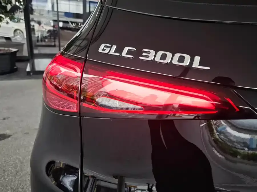 Mercedes-Benz GLC-Class Mercedes-Benz GLC 2025 GLC 300 L 4MATIC Dynamic 7-seater 2024 — миниатюра 4