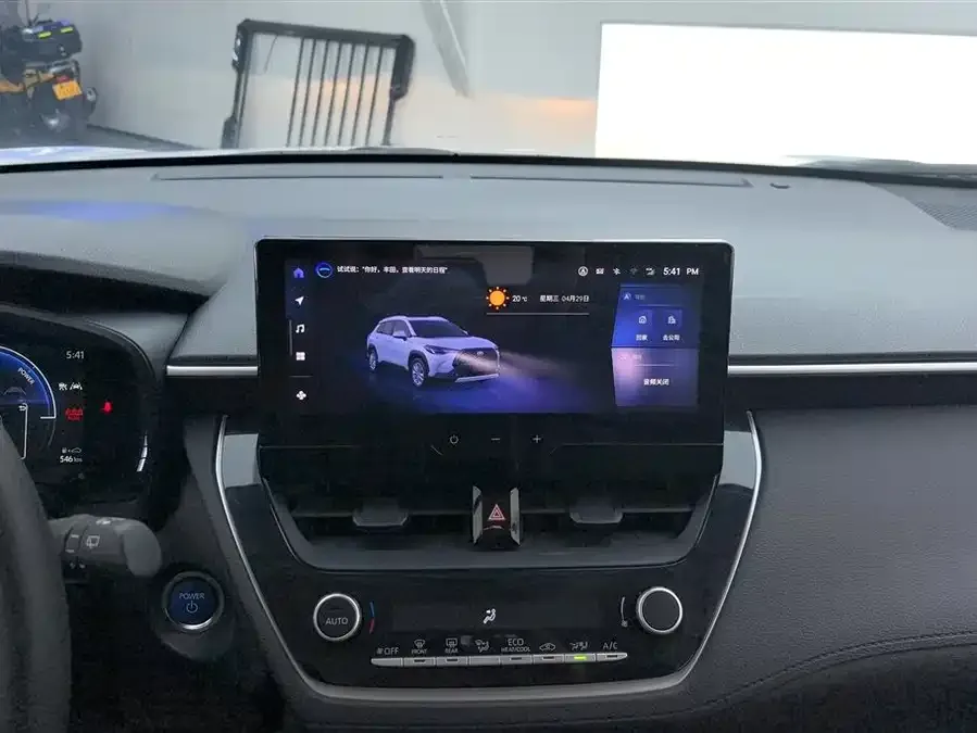 Toyota Corolla Corolla Sharp 2023 Dual Engine 2.0L Elite Edition 2024 — миниатюра 4