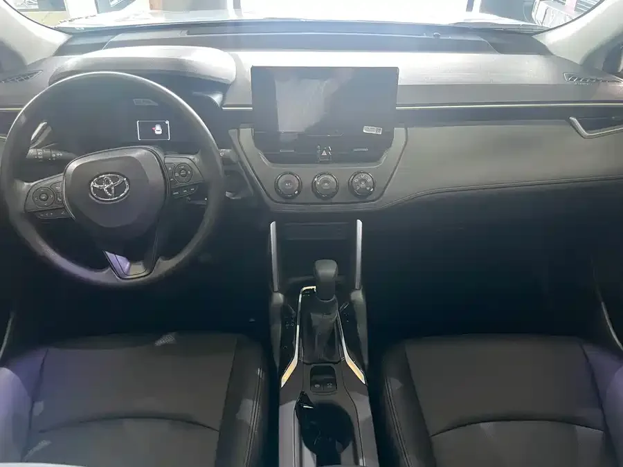 Toyota Corolla 2026 Toyota Corolla 2.0L Elite Edition 2025 — миниатюра 5