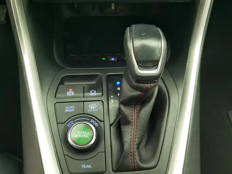 Toyota RAV4 Rongfang Hybrid E+ RAV4 Rongfang Dual Engine E+ 2021 2.5L four-wheel drive flagship Pro 2022 — миниатюра 4