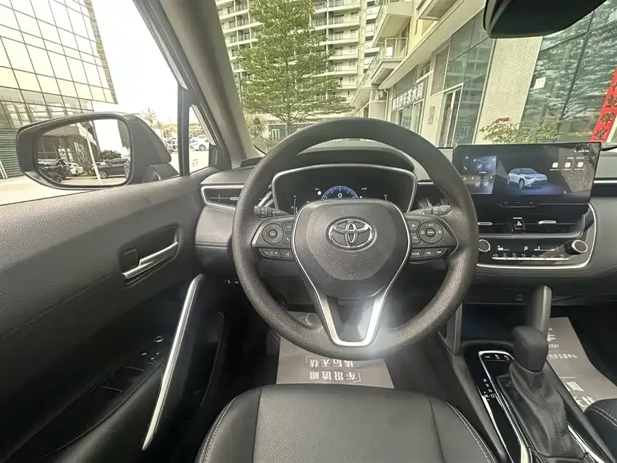 Toyota Frontlander Fenglanda 2023 2.0L CVT Luxury Edition 2023 — миниатюра 5