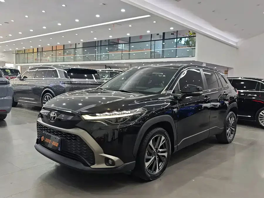 Toyota Frontlander Fenglanda 2022 2.0L CVT Luxury PLUS Edition 2023 — фото 1, купить с доставкой в Москву