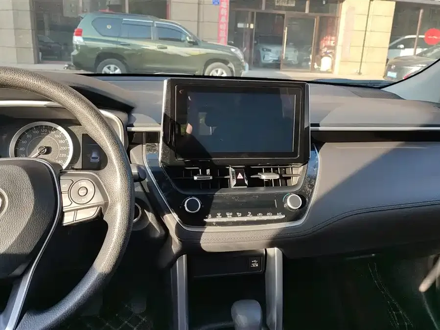 Toyota Frontlander Fenglanda 2022 2.0L CVT Luxury PLUS Edition 2022 — миниатюра 4