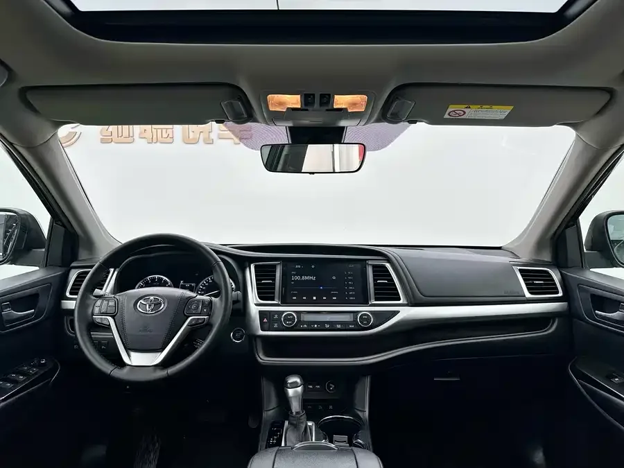 Toyota Highlander Highlander 2021 2.0T 4WD Luxury Edition 7 Seaters 2022 — миниатюра 3