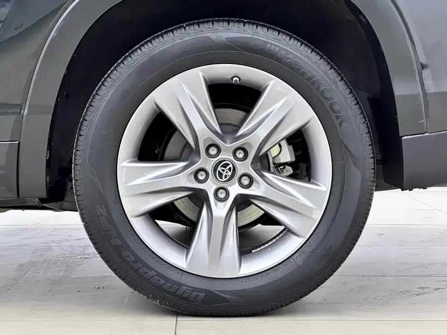 Toyota Highlander Highlander 2021 2.0T 4WD Luxury Edition 7 Seaters 2022 — миниатюра 5