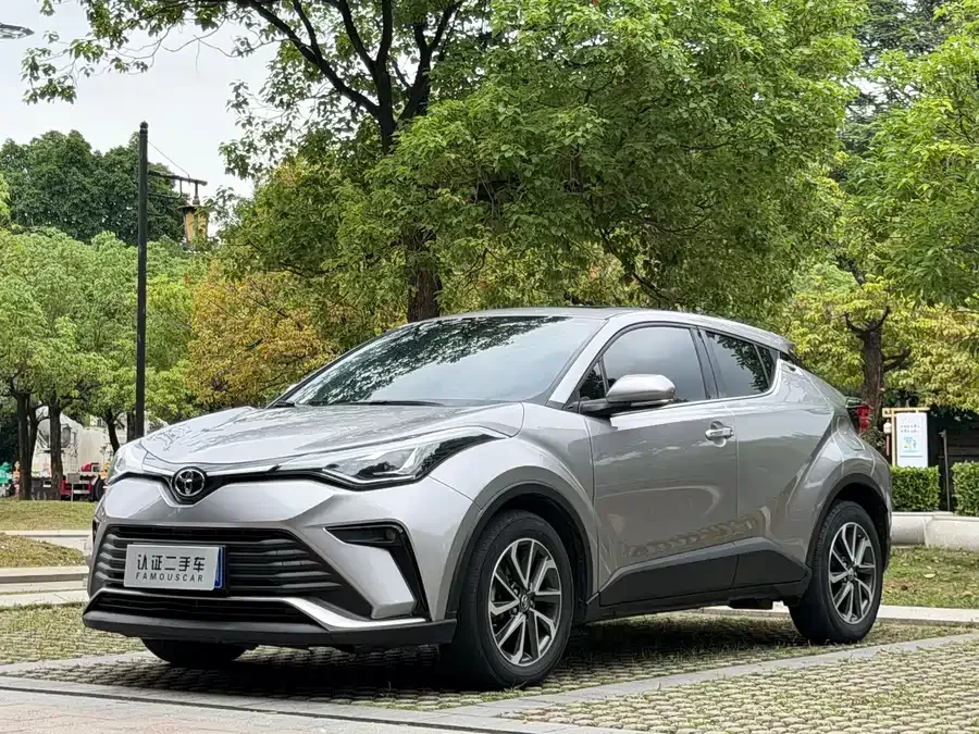 Toyota IZOA IZOA 2021 2.0L Yichi Edition 2022 — фото 1, купить с доставкой в Москву