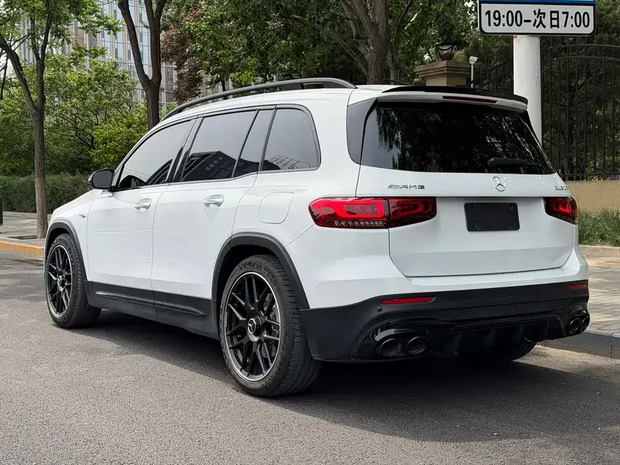 Mercedes-Benz GLB AMG Mercedes-Benz GLB AMG 2023 AMG GLB 35 4MATIC 2023 — миниатюра 5
