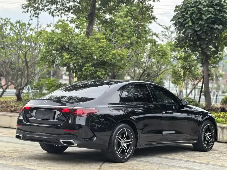 Mercedes-Benz E-Class Mercedes-Benz E-Class (Imported) 2025 E 260 Sports Edition 2025 — миниатюра 4