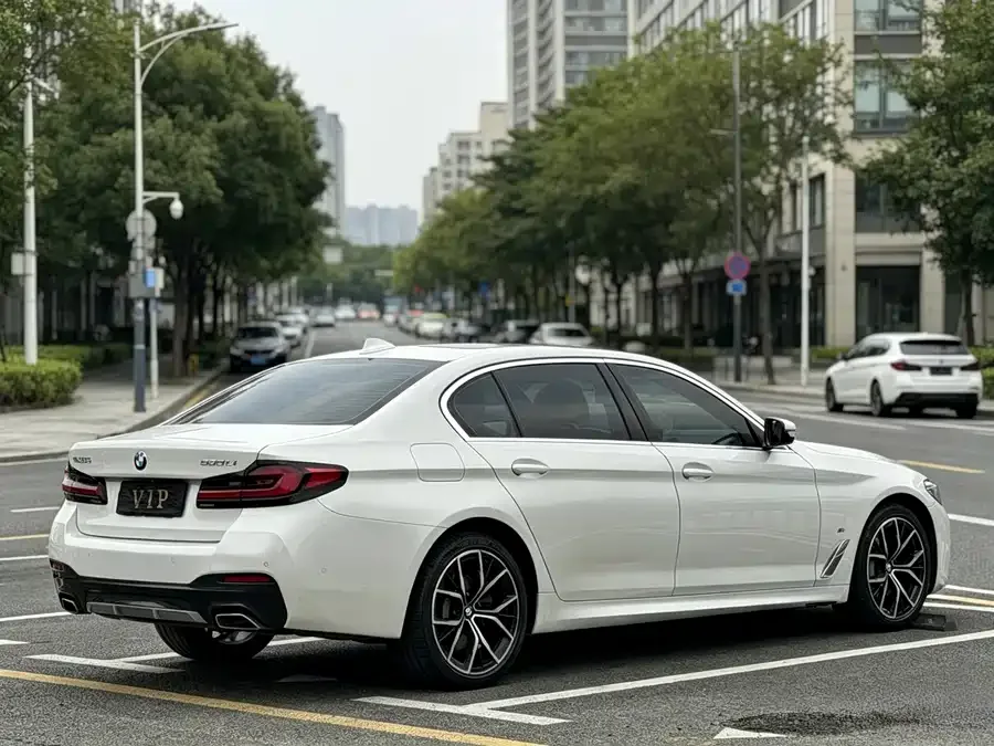 BMW 5 Series BMW 5 Series 2022 530Li Exclusive M Sport Package 2022 — миниатюра 3