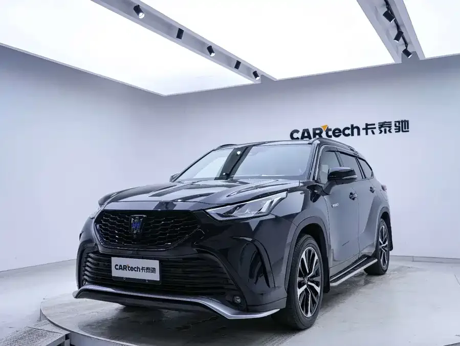 Toyota Crown Land Crown Land 2021 2.5L HEV 4WD Premium Edition 2022 — миниатюра 3