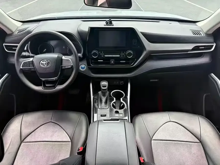 Toyota Highlander Highlander 2022 Dual Engine 2.5L 4WD Elite Edition 7 Seaters 2022 — миниатюра 2