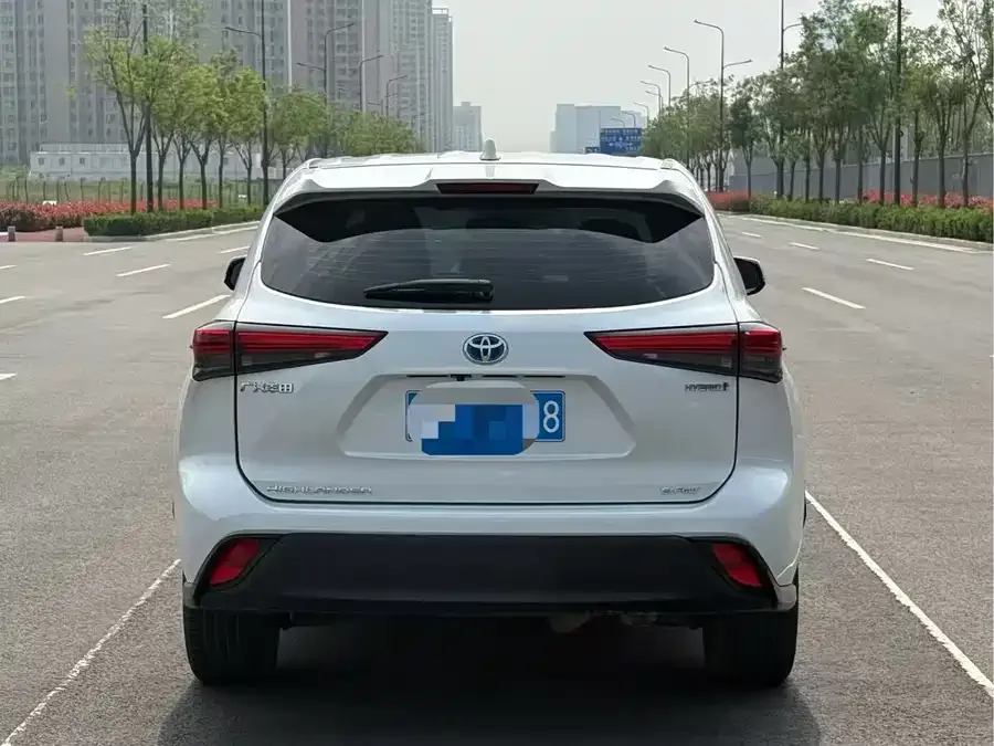 Toyota Highlander Highlander 2022 Dual Engine 2.5L 4WD Elite Edition 7 Seaters 2022 — миниатюра 5