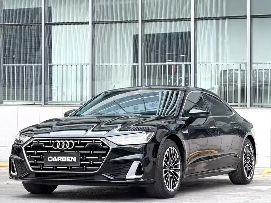 Audi A7L 2024 45TFSI S-line Dream Flow Crystal Set 2024 — фото 1, купить с доставкой в Москву