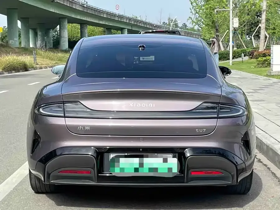 Xiaomi SU7 Xiaomi SU7 2024 rear-wheel drive long-range smart driving version 2025 — миниатюра 5