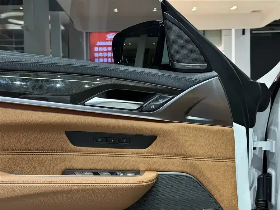 BMW 6 Series GT 2022 630i M Sport Package 2024 — миниатюра 3