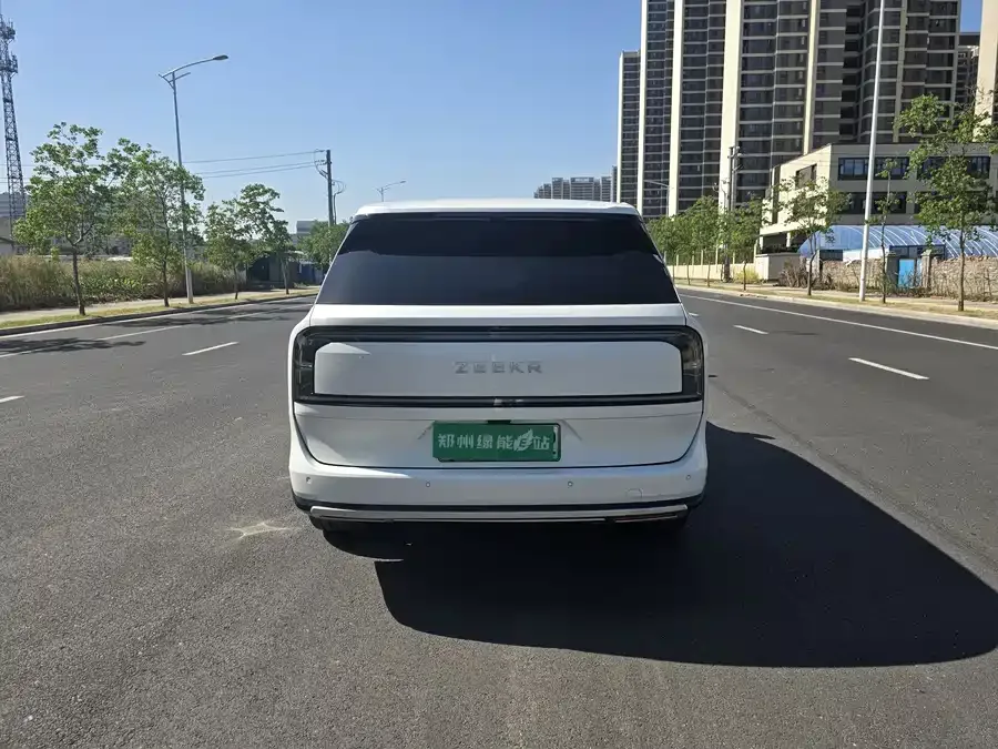 Zeekr 9X Zeekr 9X 2025 Ultra version 70kWh 2025 — миниатюра 5