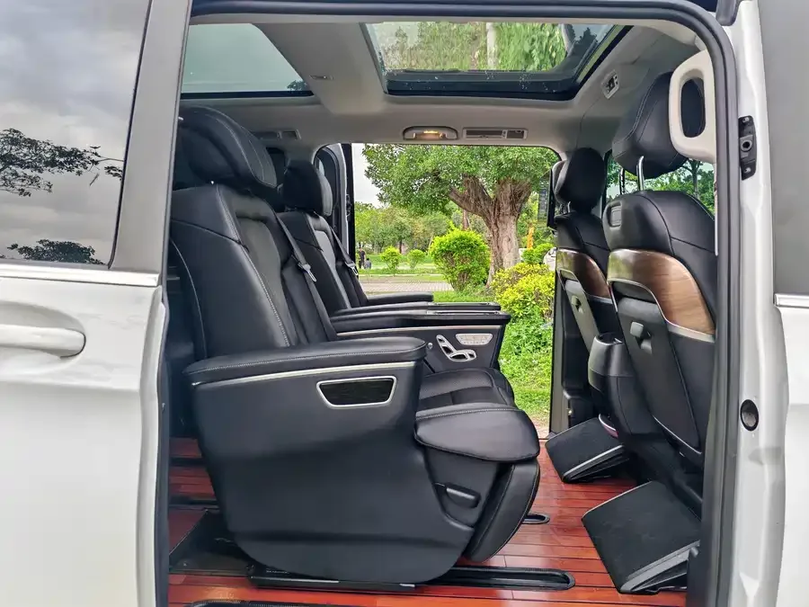 Mercedes-Benz Class V Mercedes-Benz V-Class 2022 V 260 Premium Edition 2022 — миниатюра 3