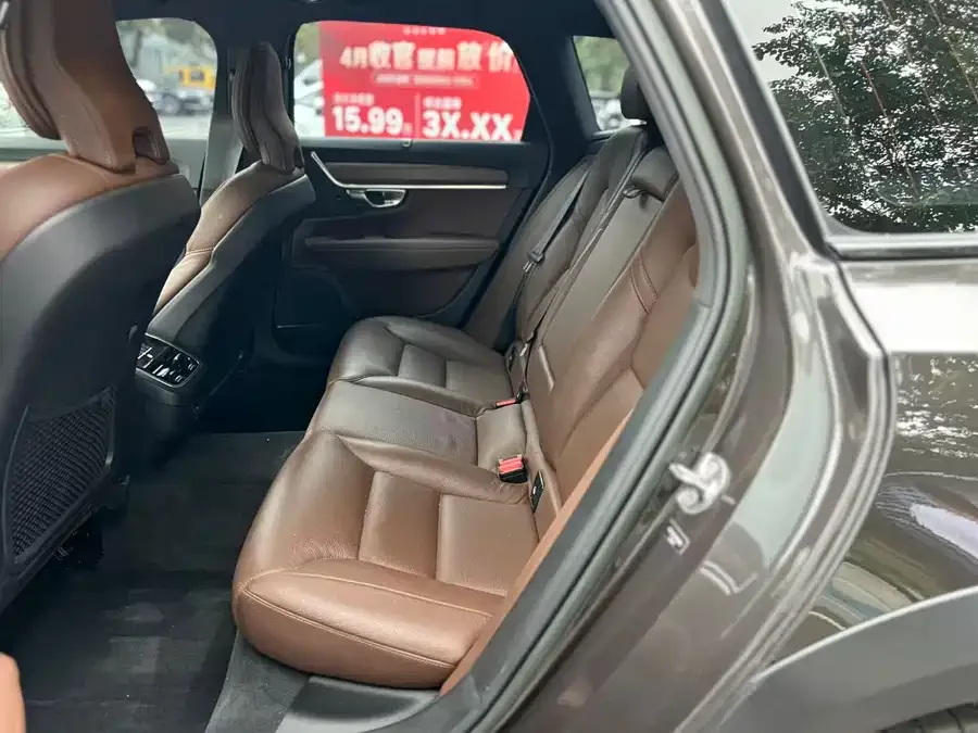 Volvo V90 2022 Cross Country B5 AWD Zhiyuan Edition 2022 — миниатюра 2