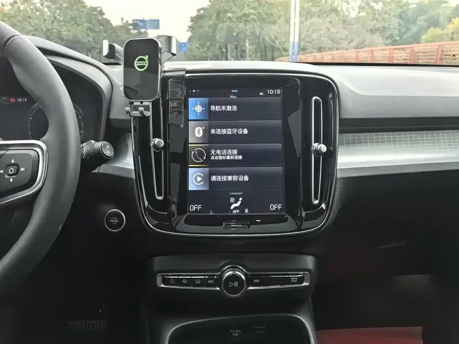 Volvo XC40 2022 T3 Zhixing Fashion Edition 2022 — миниатюра 3