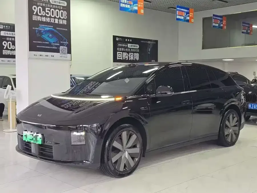 Li Auto i6 2025
