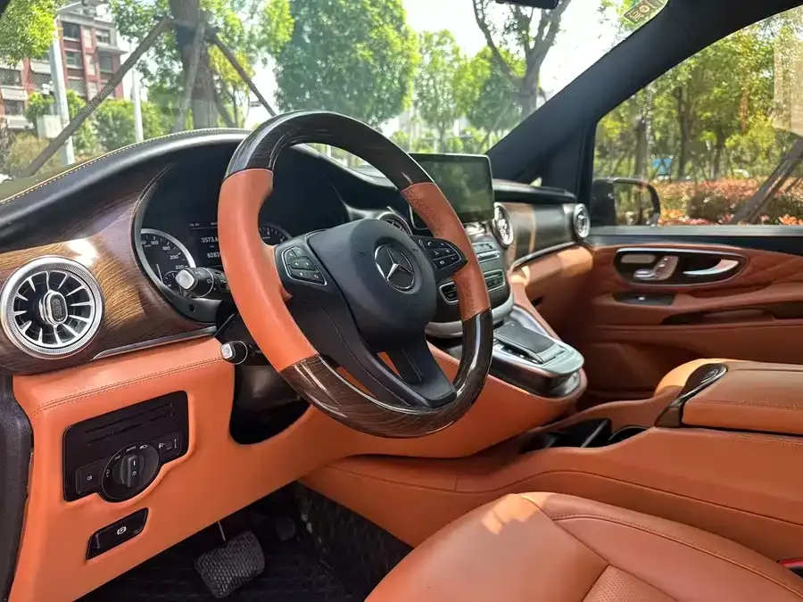 Mercedes-Benz Vito Vito 2021 2.0T Elite Edition 7 Seaters 2022 — миниатюра 5