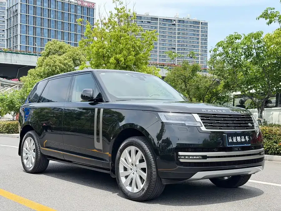 Land Rover Range Rover Range Rover 2024 3.0 L6 400PS Grand Extended Edition 7 Seaters 2024 — миниатюра 5