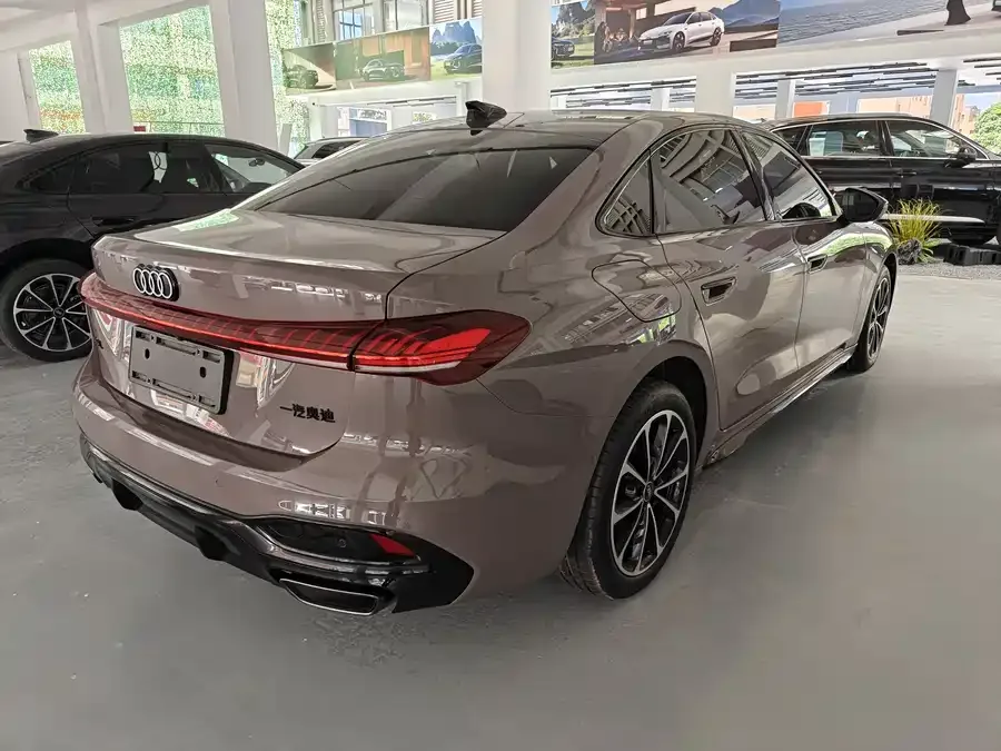Audi A5L 2026 2.0T Sport Plus 2025 — миниатюра 2