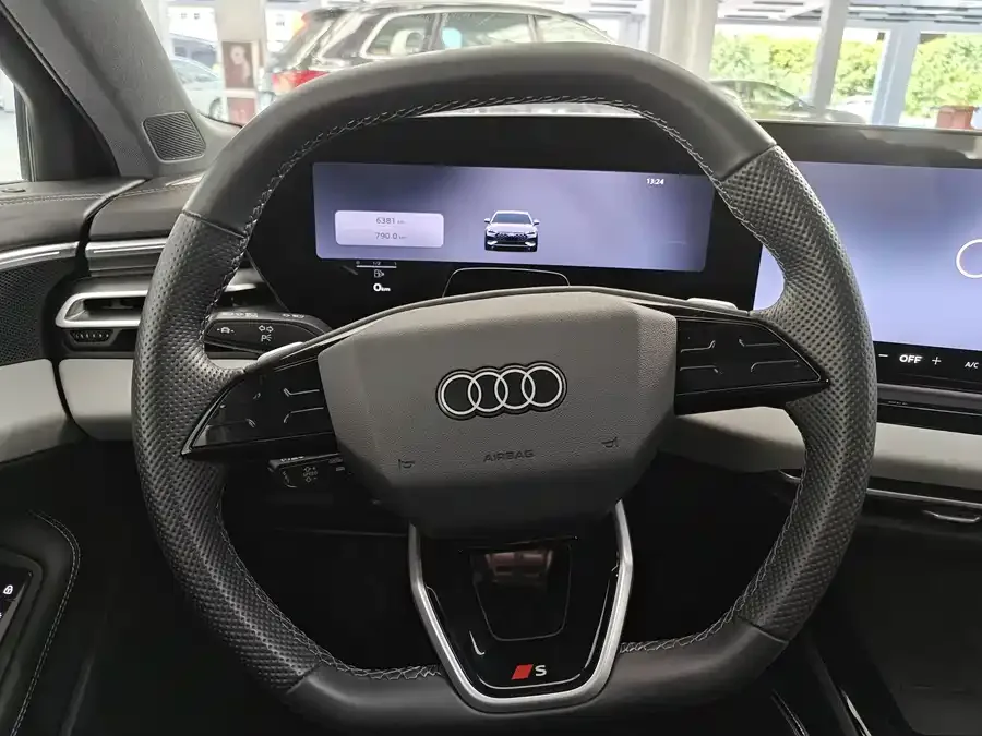 Audi A5L 2026 2.0T Sport Plus 2025 — миниатюра 3